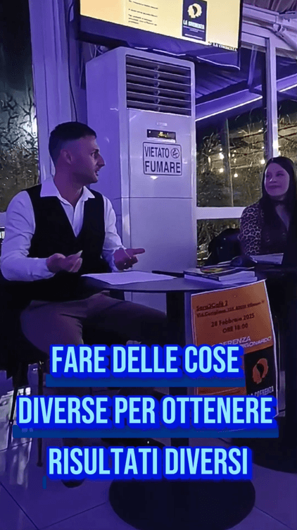 Riccardo Spigonardo durante un incontro dedicato al libro La Coerenza