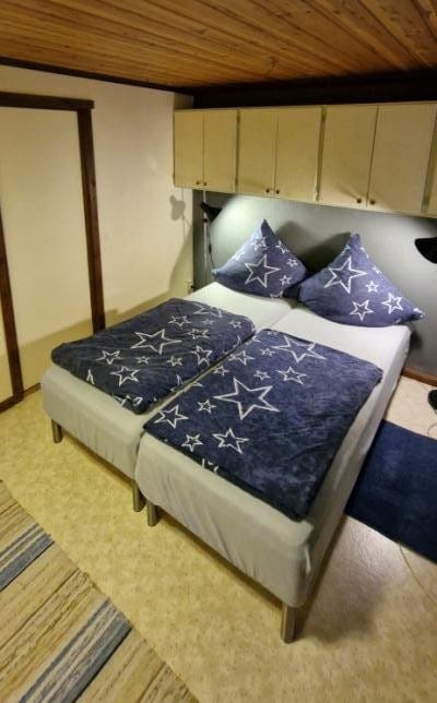 Bedroom with double bed