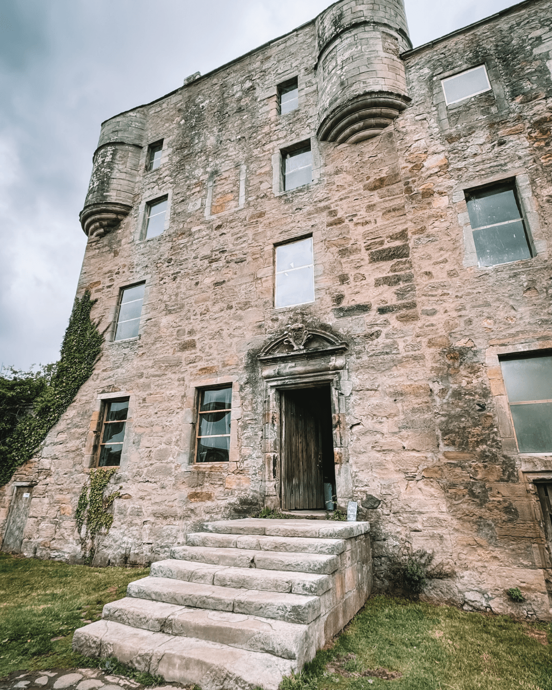 Midhope Castle: cómo visitar Lallybroch de Outlander