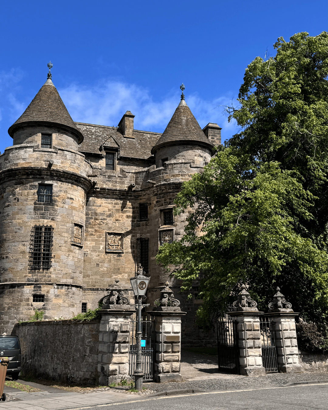 Falkland: el pueblo escocés que es Inverness en Outlander