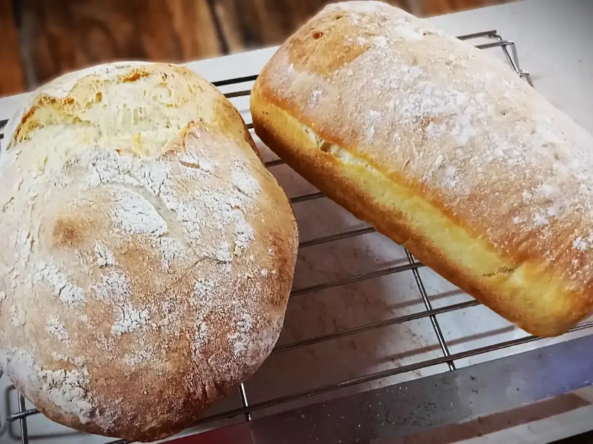 Panes de masa madre rústicos