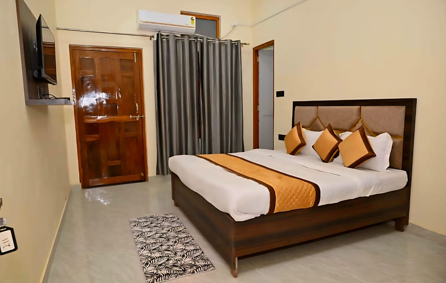 De Classico Ayodhya Standard Room