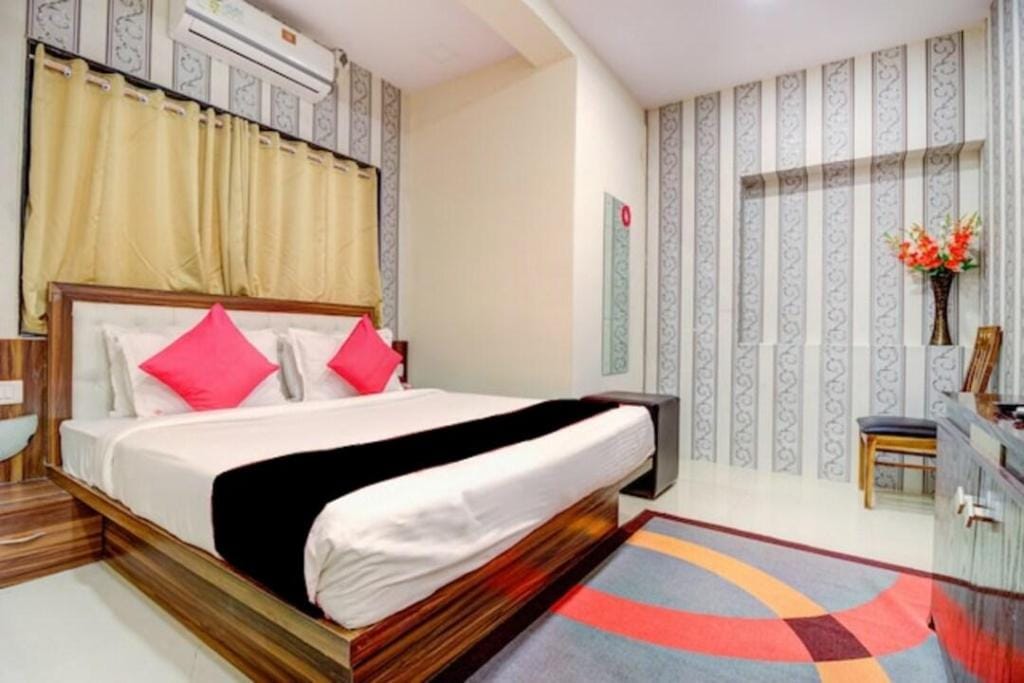 Super Deluxe Room