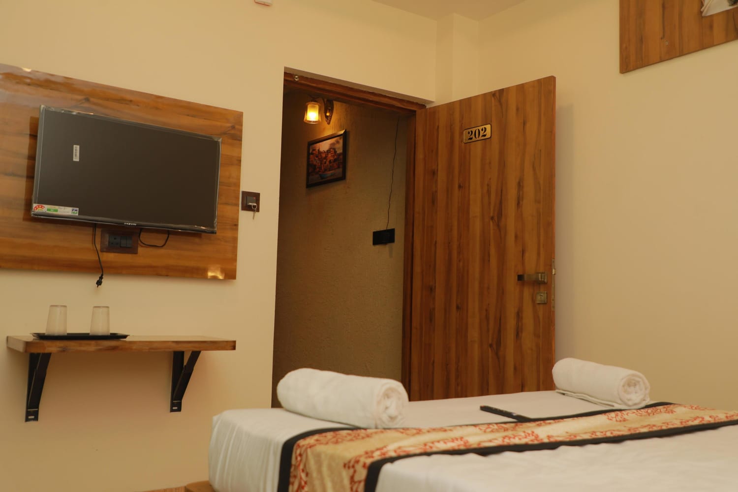 Deluxe Room View 3