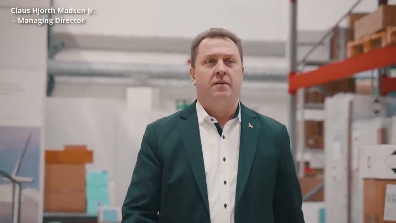 Claus Hjorth Madsen Jr. på IPS-Groups lager
