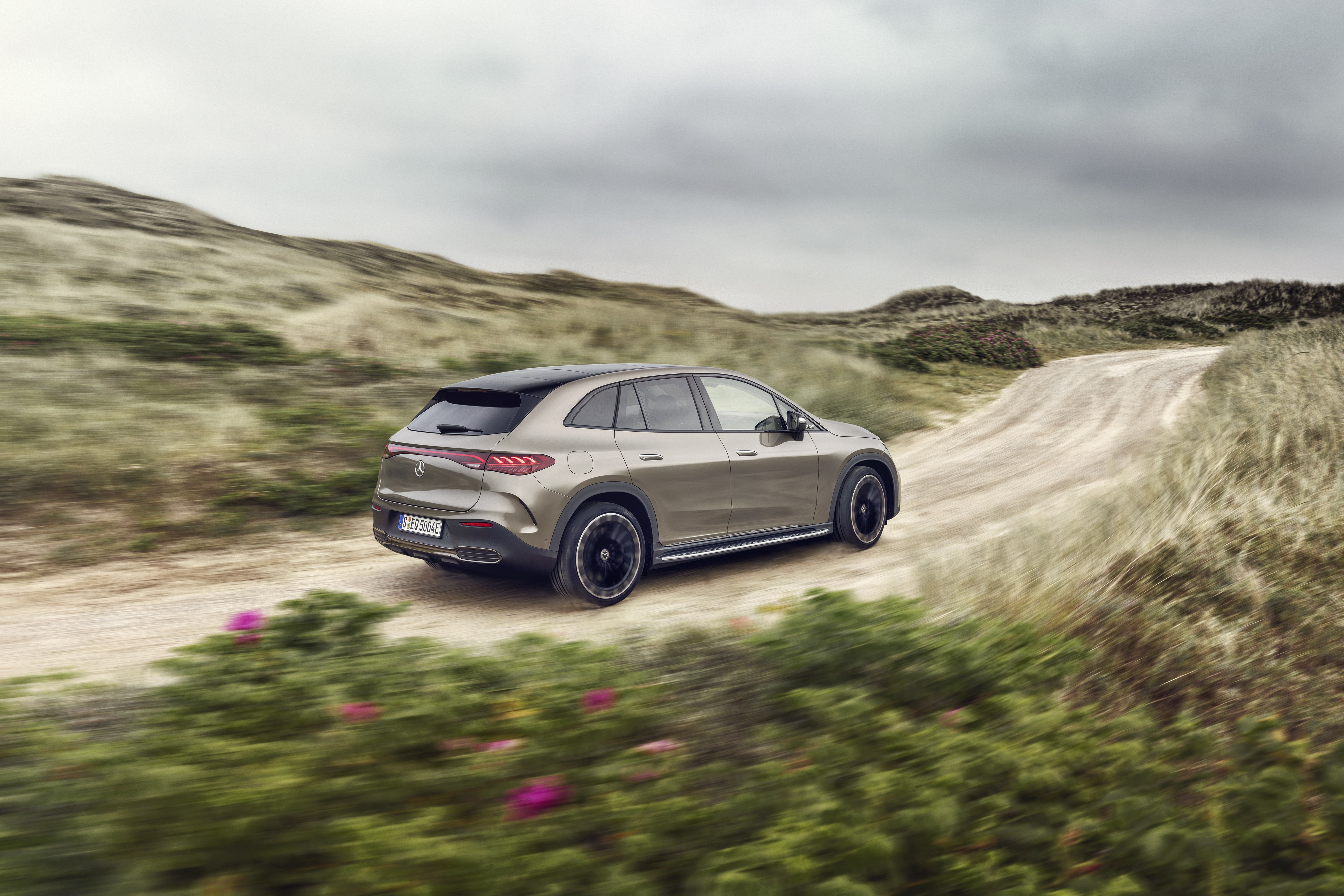 Uusi Mercedes-EQ EQE SUV