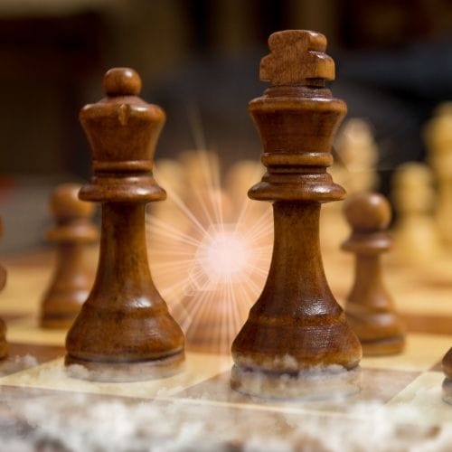 Pièces d'échecs, dynamiques relationnelles