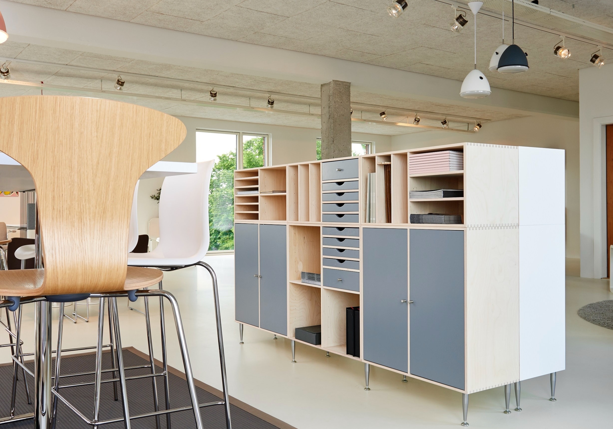 How to Organize your Office Supply Closet in 6 Simple Steps