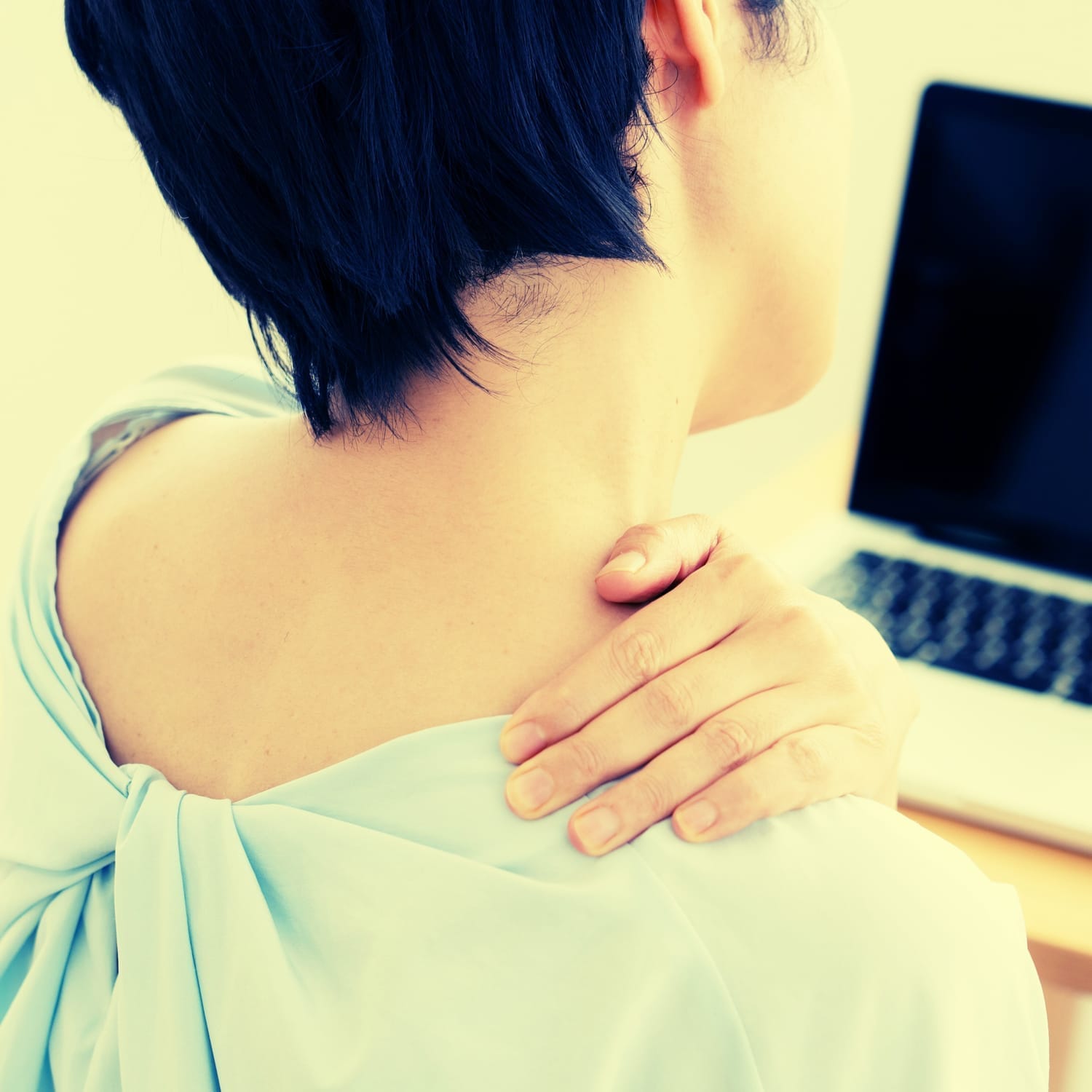 Stop Aux Tensions Ecran-Cou-Epaules