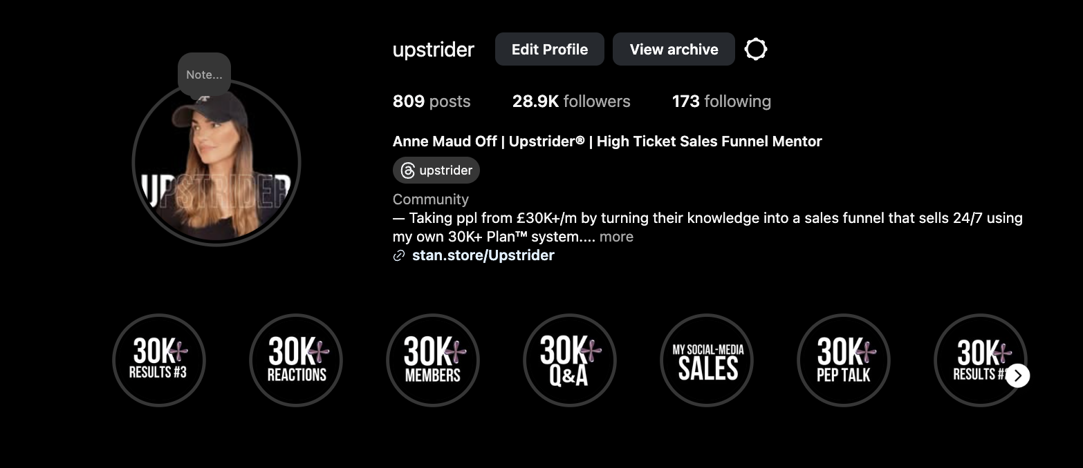 Instagram profile of Anne Maud Off | Upstrider® showing her 30K+ Plan™ highlights and 28.9K followers.
