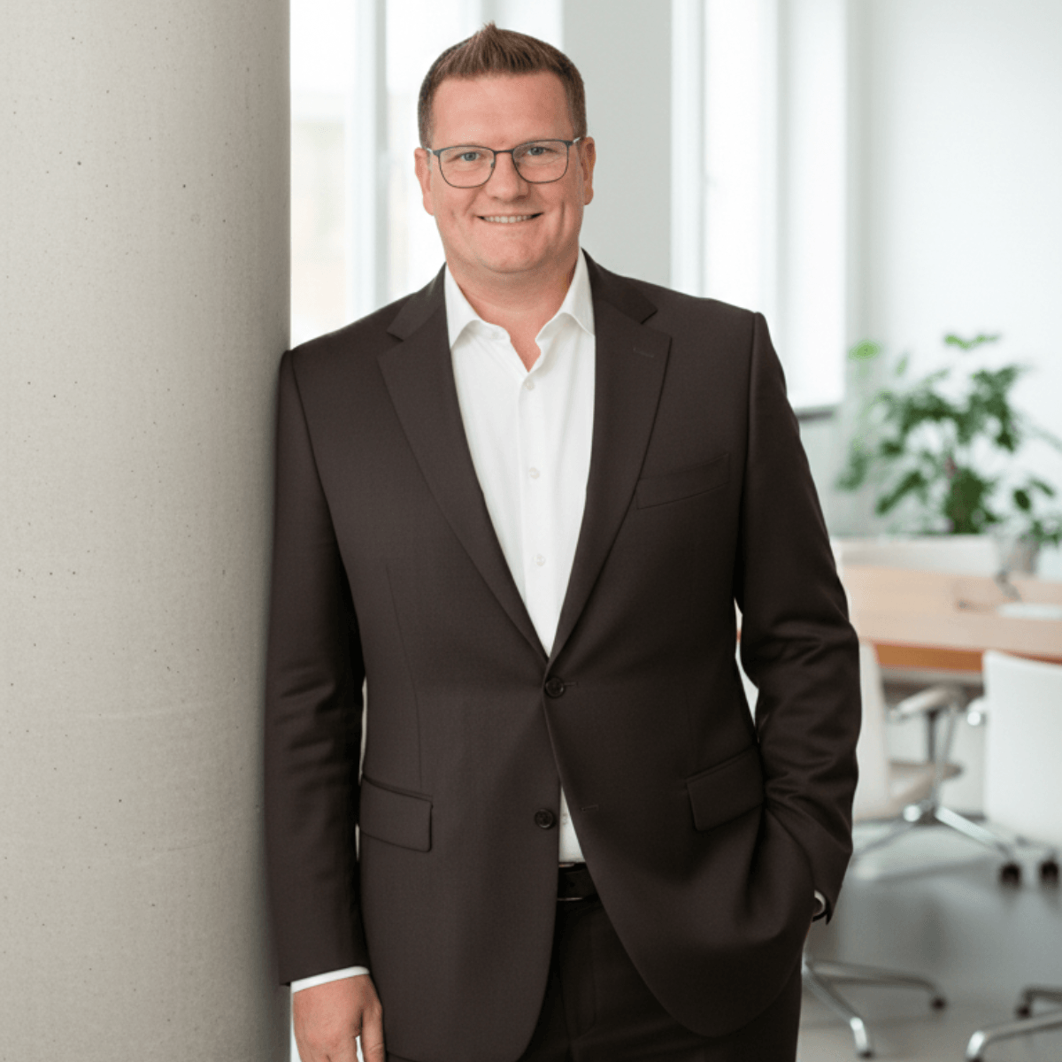 Jetzt kostenfreies Erstgespräch zur Vertriebsoptimierung im Mittelstand mit Leif Ottersky vereinbaren