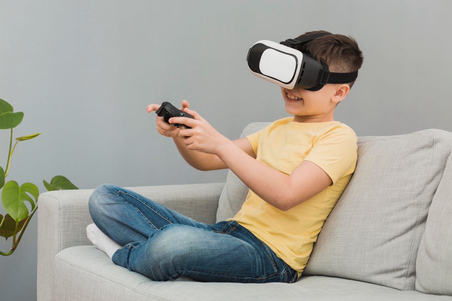 Kids playing video games — finance for kids