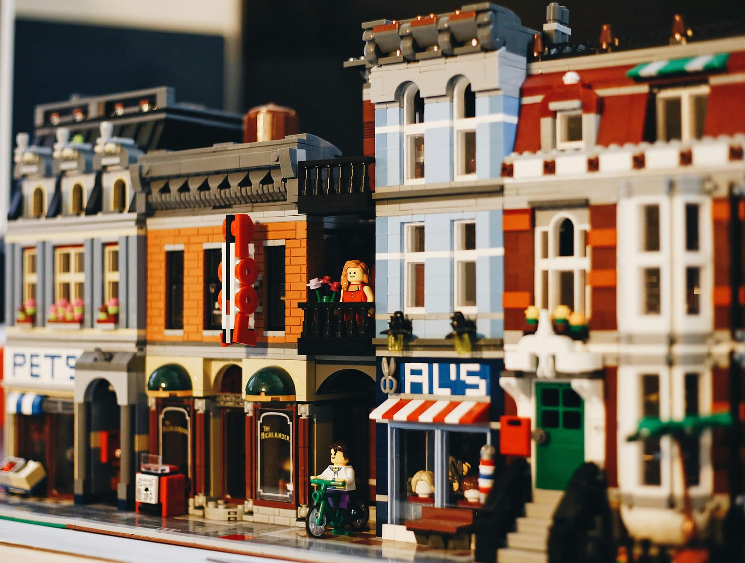 Building blocks and creative concepts