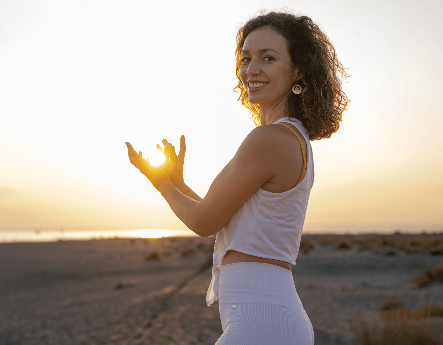Énergie positive, le soleil dans les mains