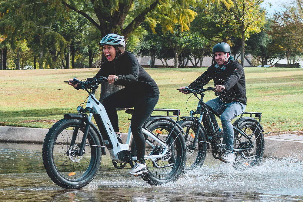 HAOQI Eagle Step Thru Long Range Electric Bike Lifestyle 2x FL2