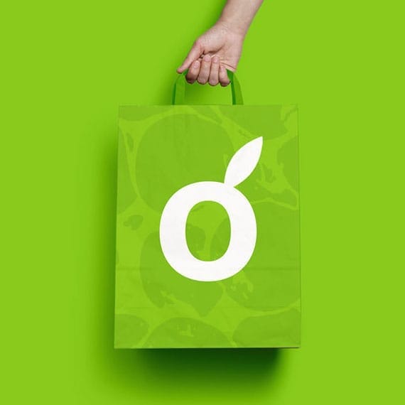 FMCG identity design for Froots Raw Juice - beverage brand identity