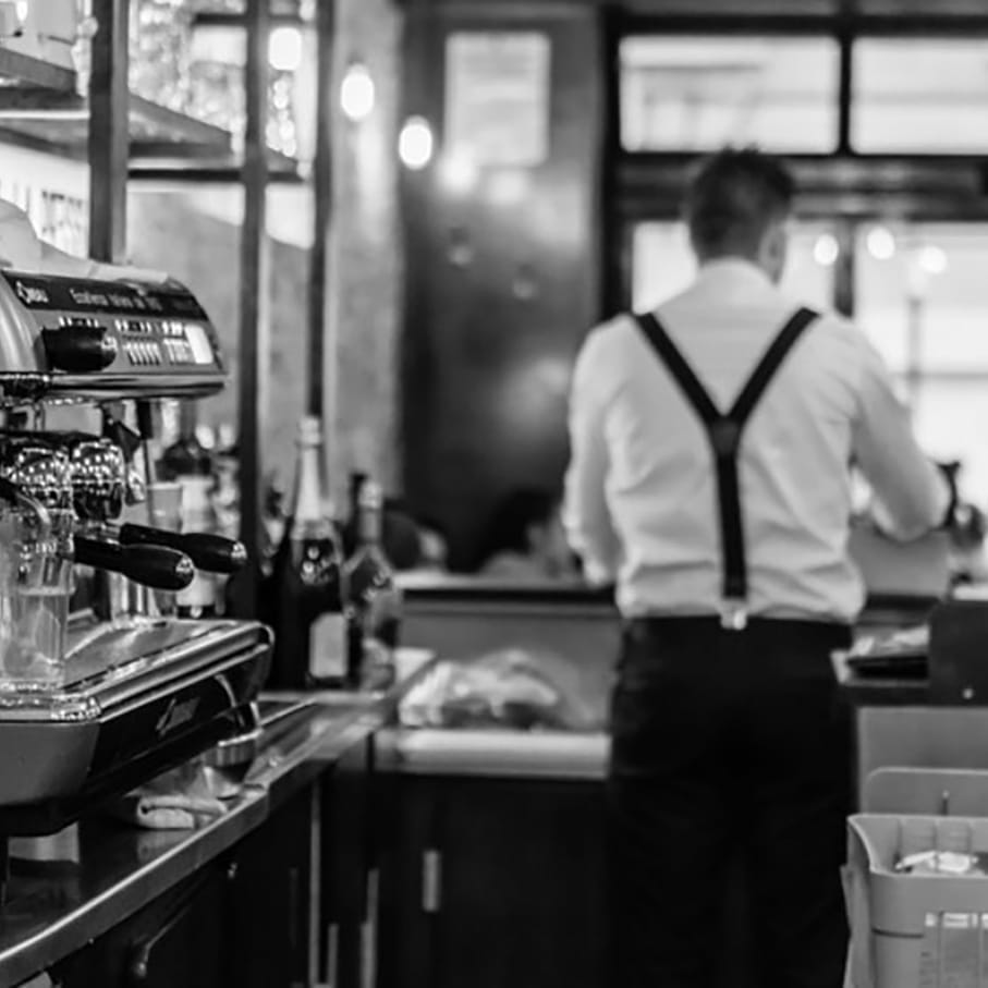 Coffee bar atmosphere – lifestyle context for Cold Brew Coffee Lab branding