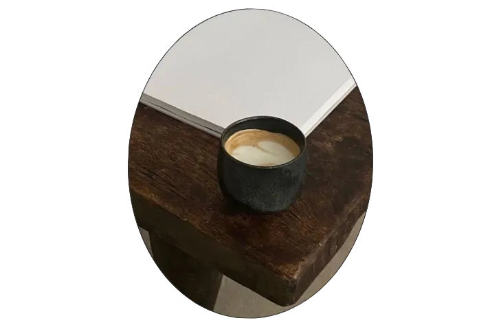 café y diseño de landing page minimalista en Systeme.io