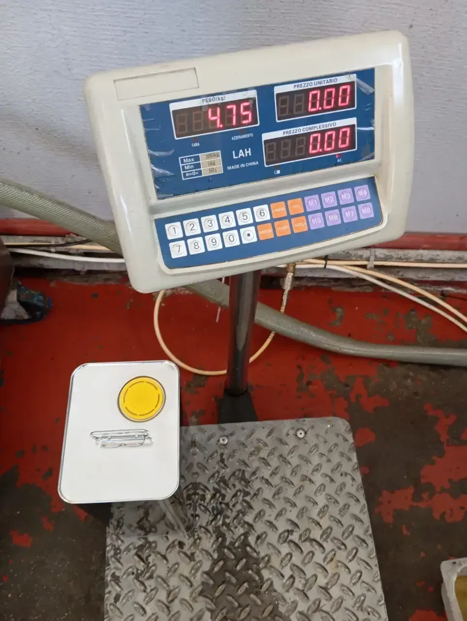 Check single 5 liter can