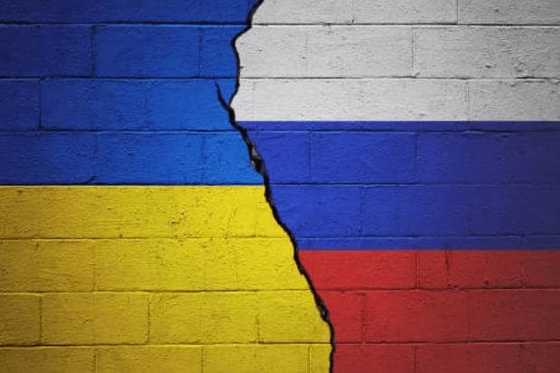 Ukraine and Russia's Flag Bricks