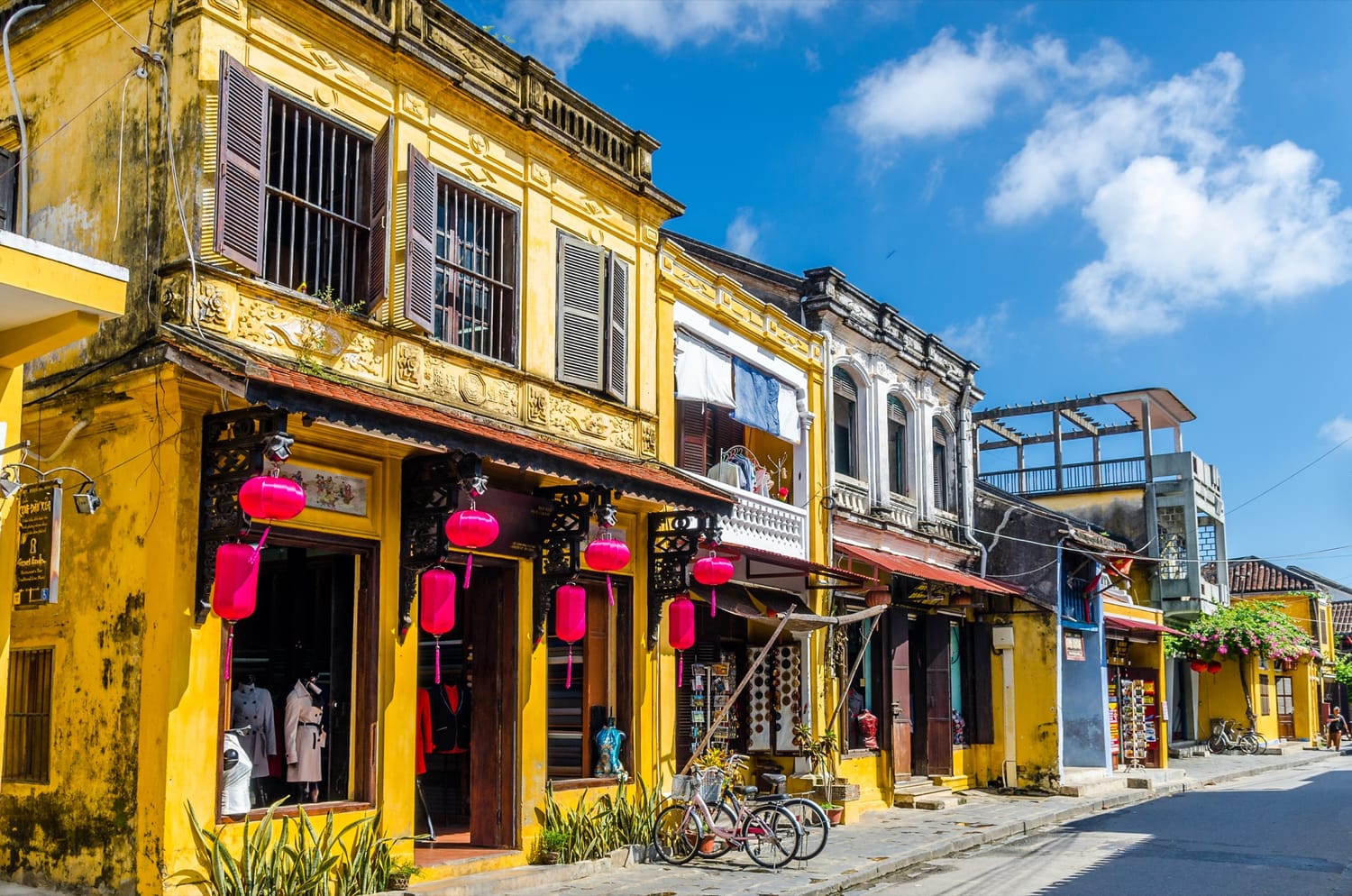 OLD TOWN · HOI AN