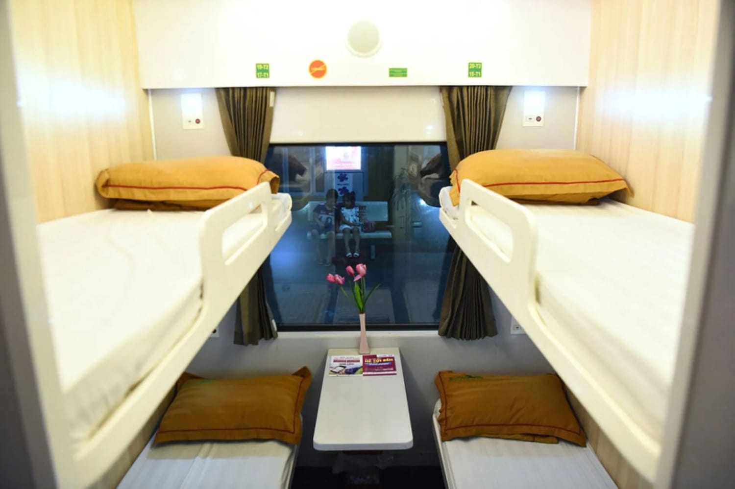 SLEEPER-TRAIN · HANOI → SAPA