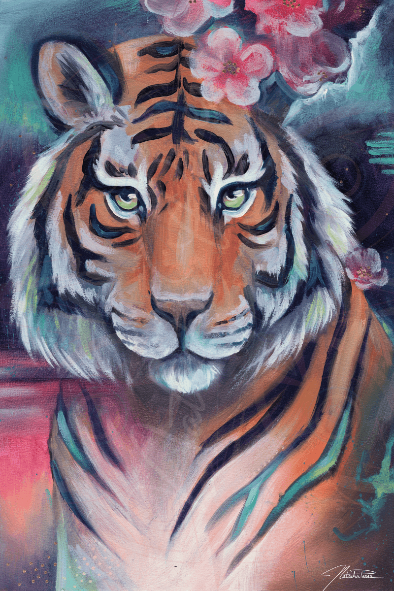 Natacha Perez - Peinture à l'huile d'un tigre de face, yeux grands ouverts verts, fleurs de cerisier