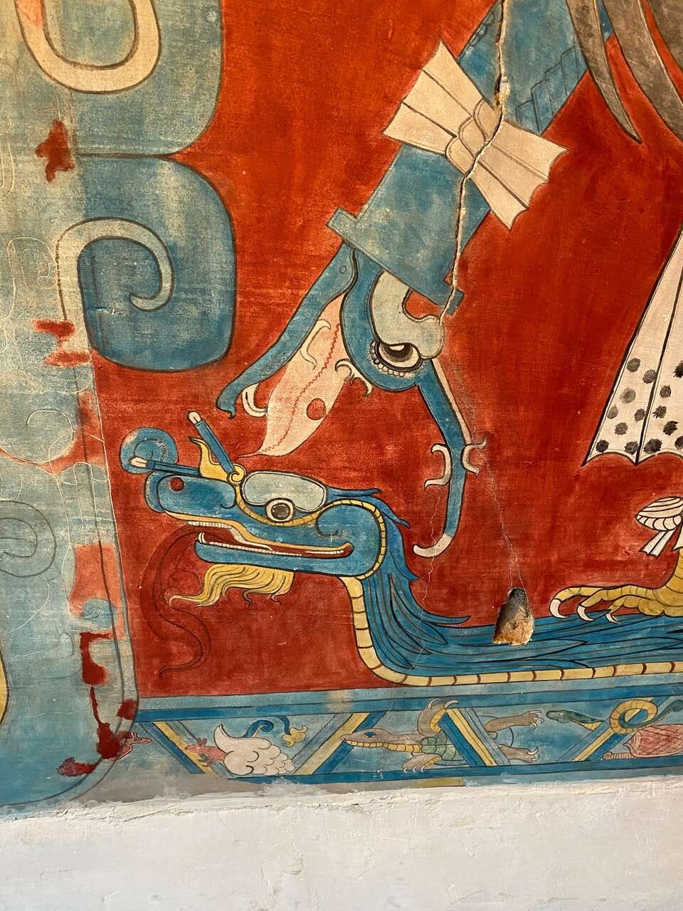 Extremely happy snakes from Mexican antiquity | The Orthodox Snake Writing Agency