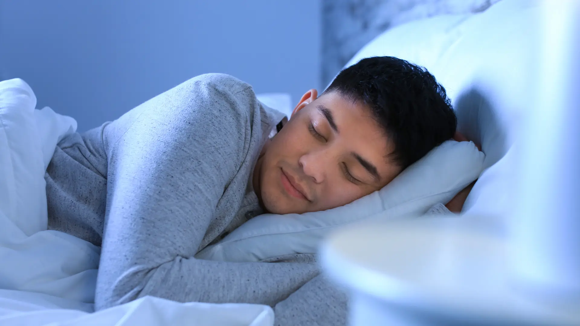 Man sleeping deeply after sleep hypnosis
