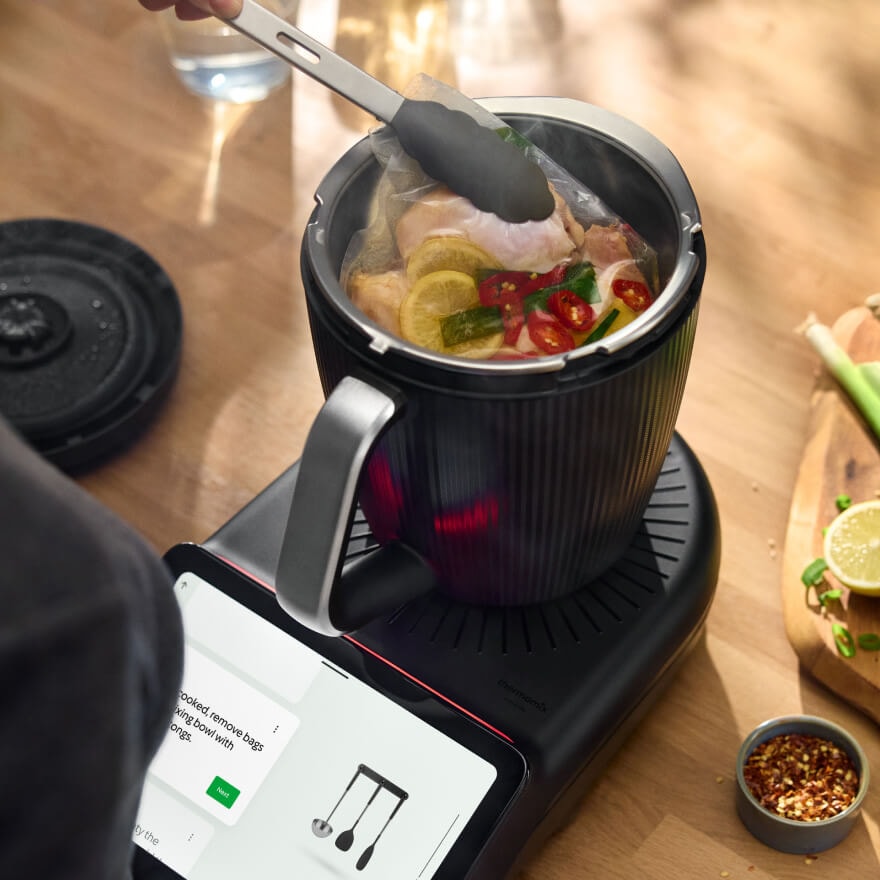 Cuisson sous-vide de poulet, citron et piments dans le bol du Thermomix