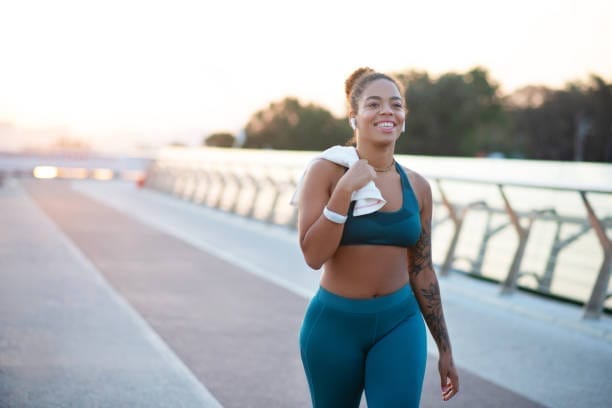 Is it Better to Walk in the Morning or Evening, walking in the evening, morning walk, evening walk, morning walk vs evening walk