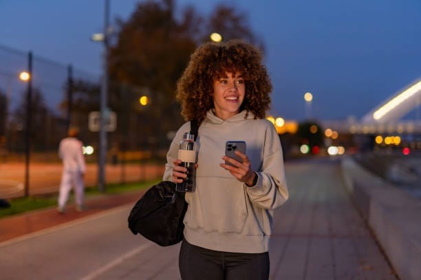 10000 steps a day, how to stay active at a desk job, 