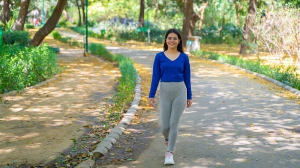 does walking help reduce stress, walking reduce stress, walking for stress relief