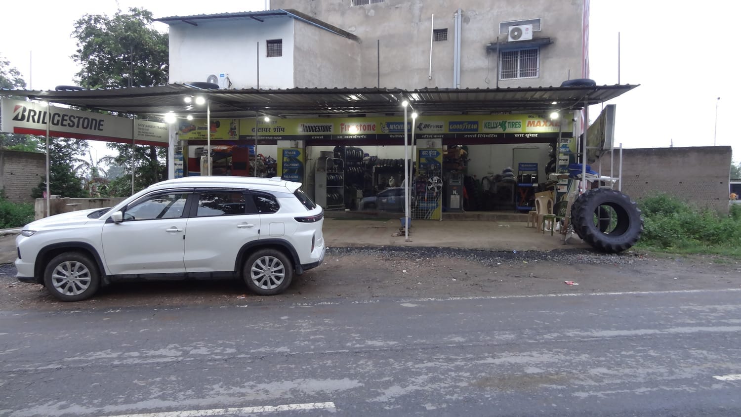 The Tyre Shop | Shiv Naresh Traders – Ramanujganj