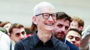 Tim Cook Turns 65, Sparking Apple Succession Speculation