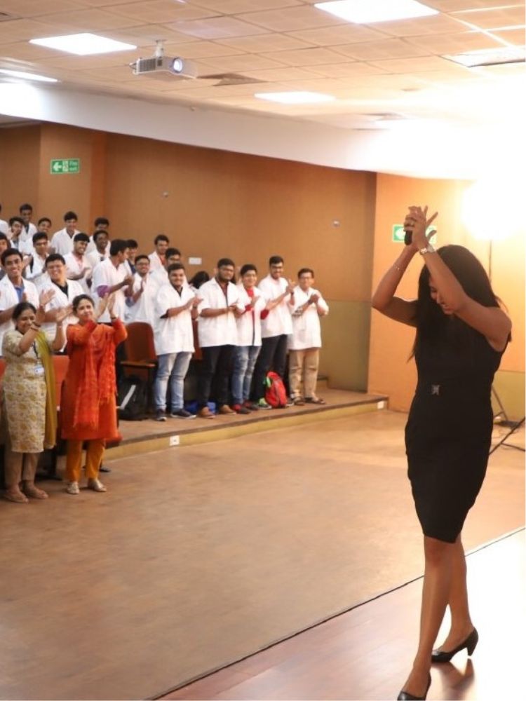 Seema Shenoy Manek