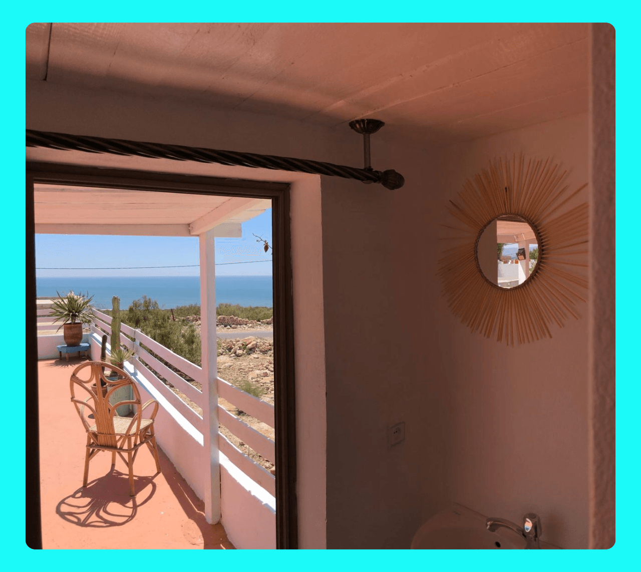 Surfhouse capsim