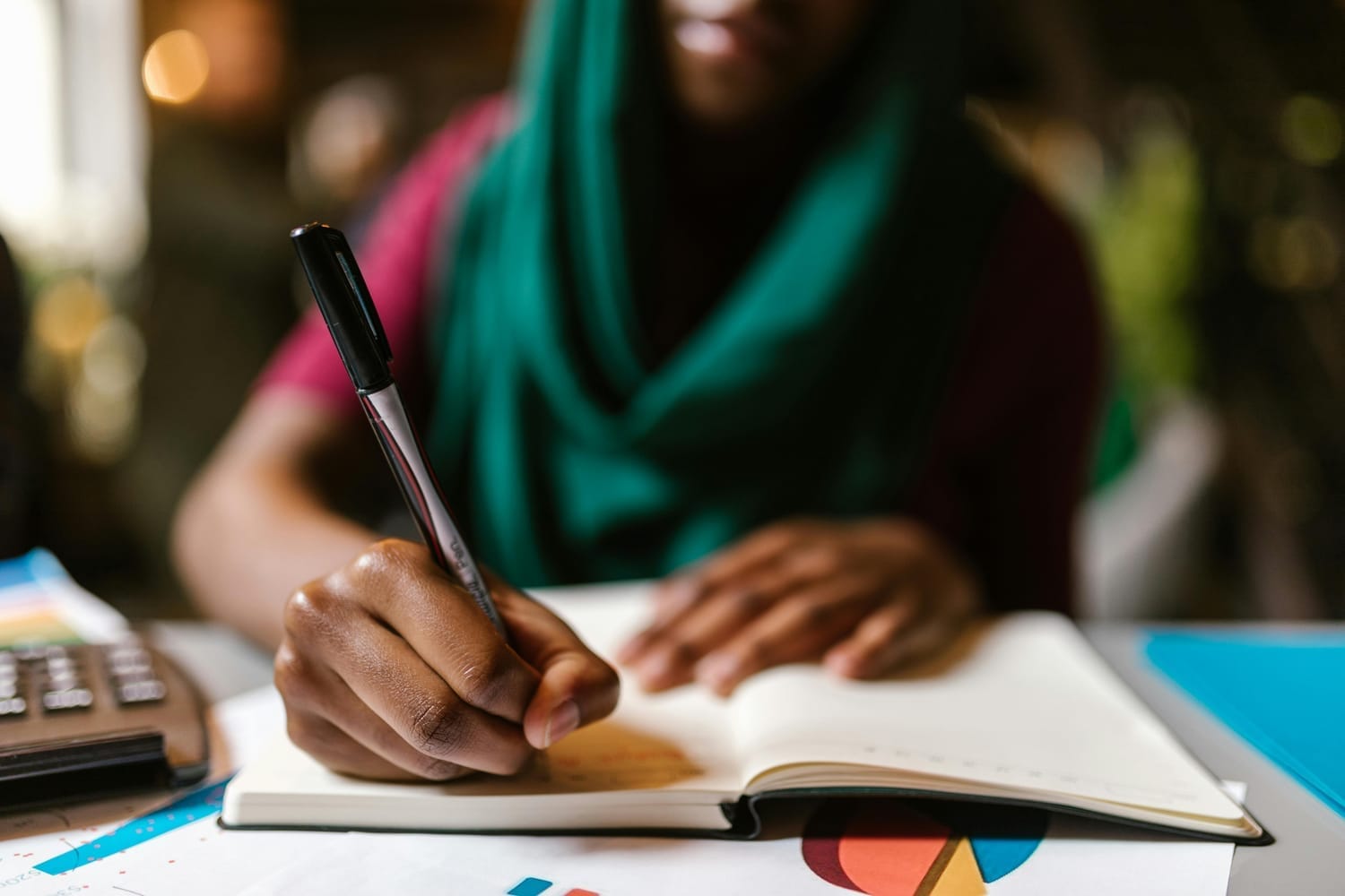 6 Steps to Conquer Language Barriers and Master Your Studies