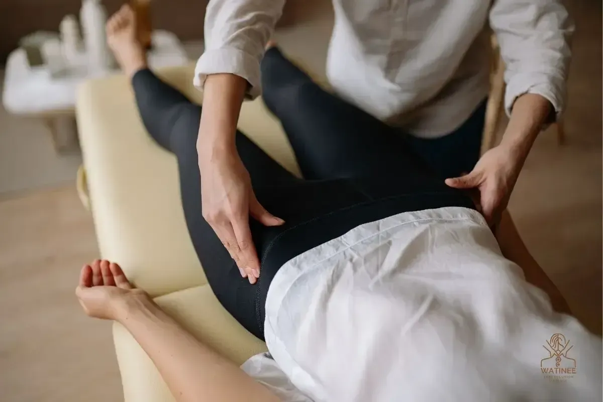 Massage Bayonne – Exploration des points énergétiques pour détecter une hanche bloquée
