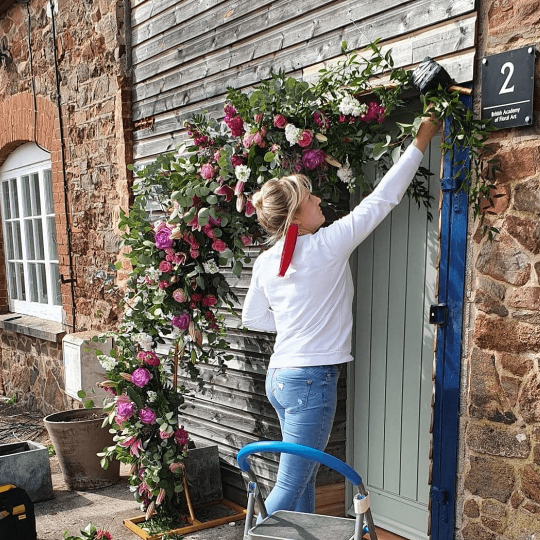 British Academy of Floral Art online Fundermentals Floristry Course- study professional floral design techniques from anywhere in the world, guided by expert tutors.