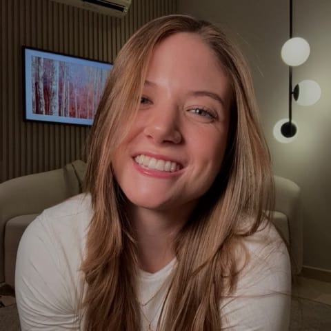 María