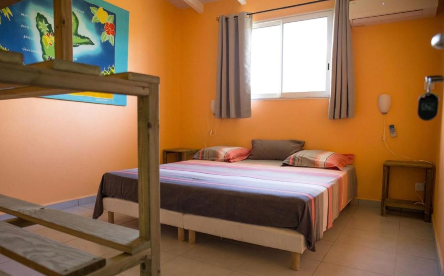 une des chambres de l'appartement