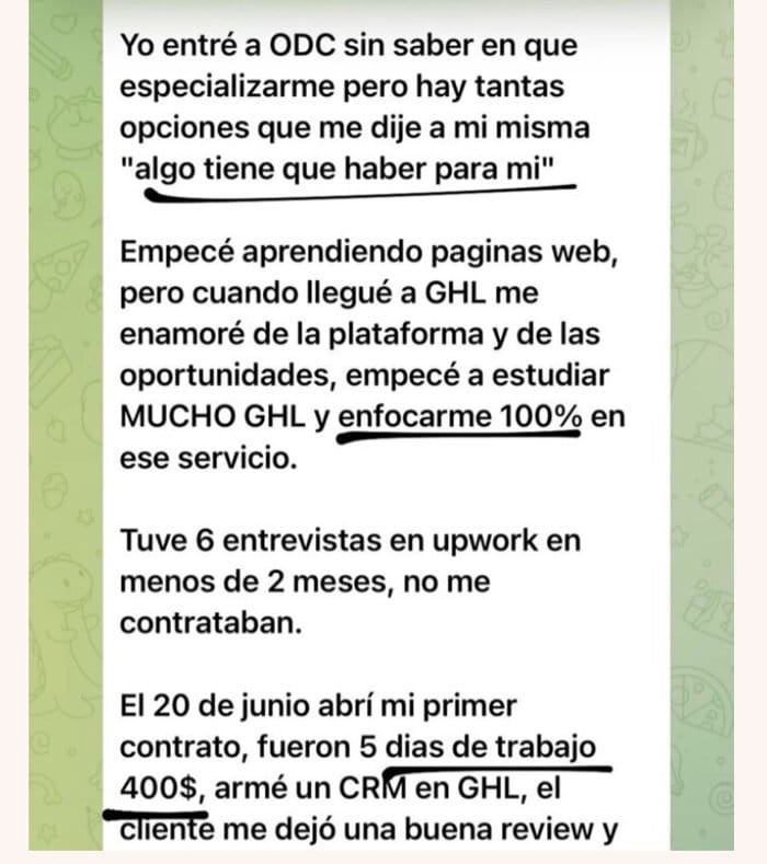 Mensaje de Vale contando cómo consiguió su primer contrato en Upwork
