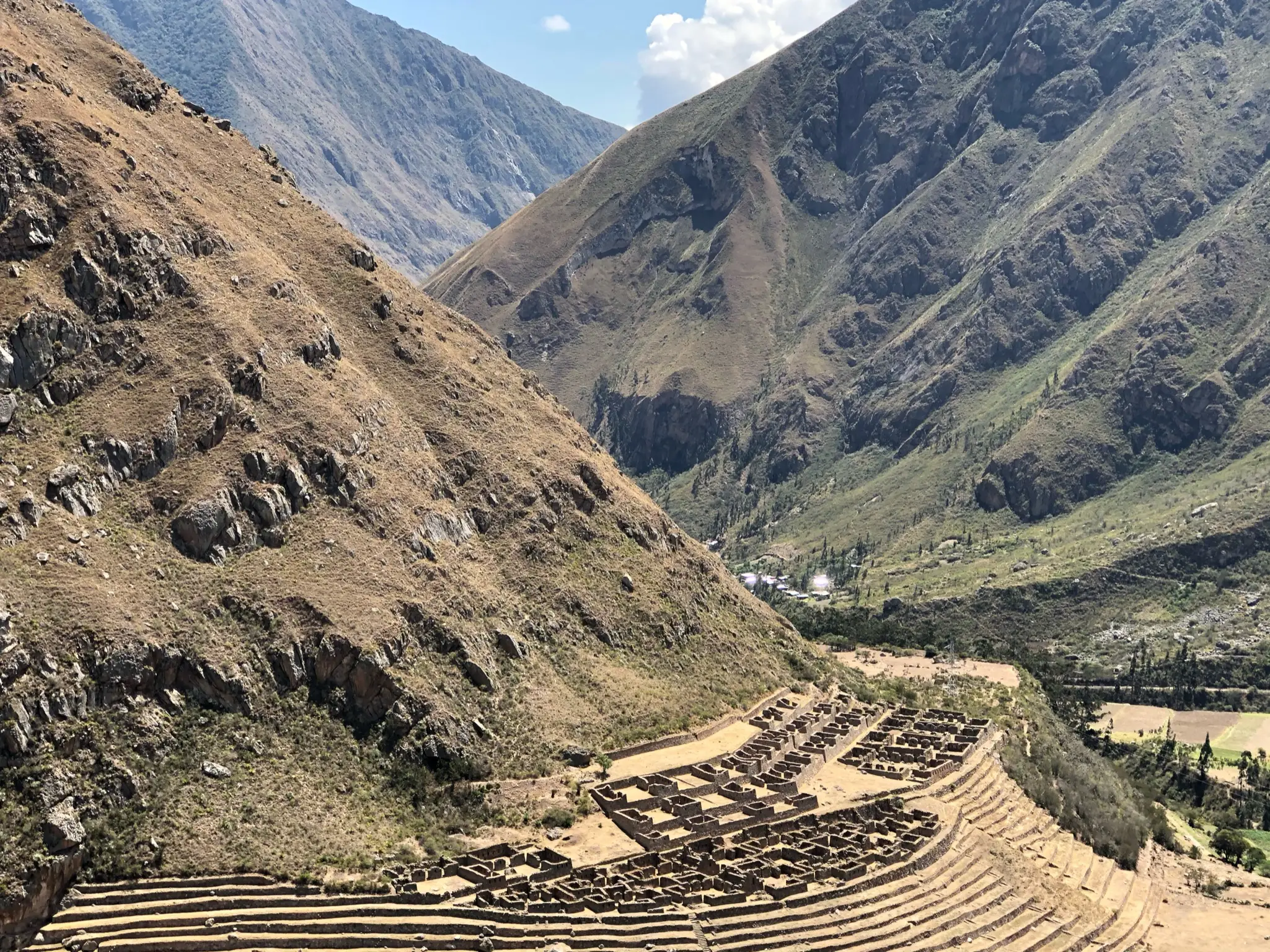 An old ruin still intact in the valley of the mountains of the Inka Trails
