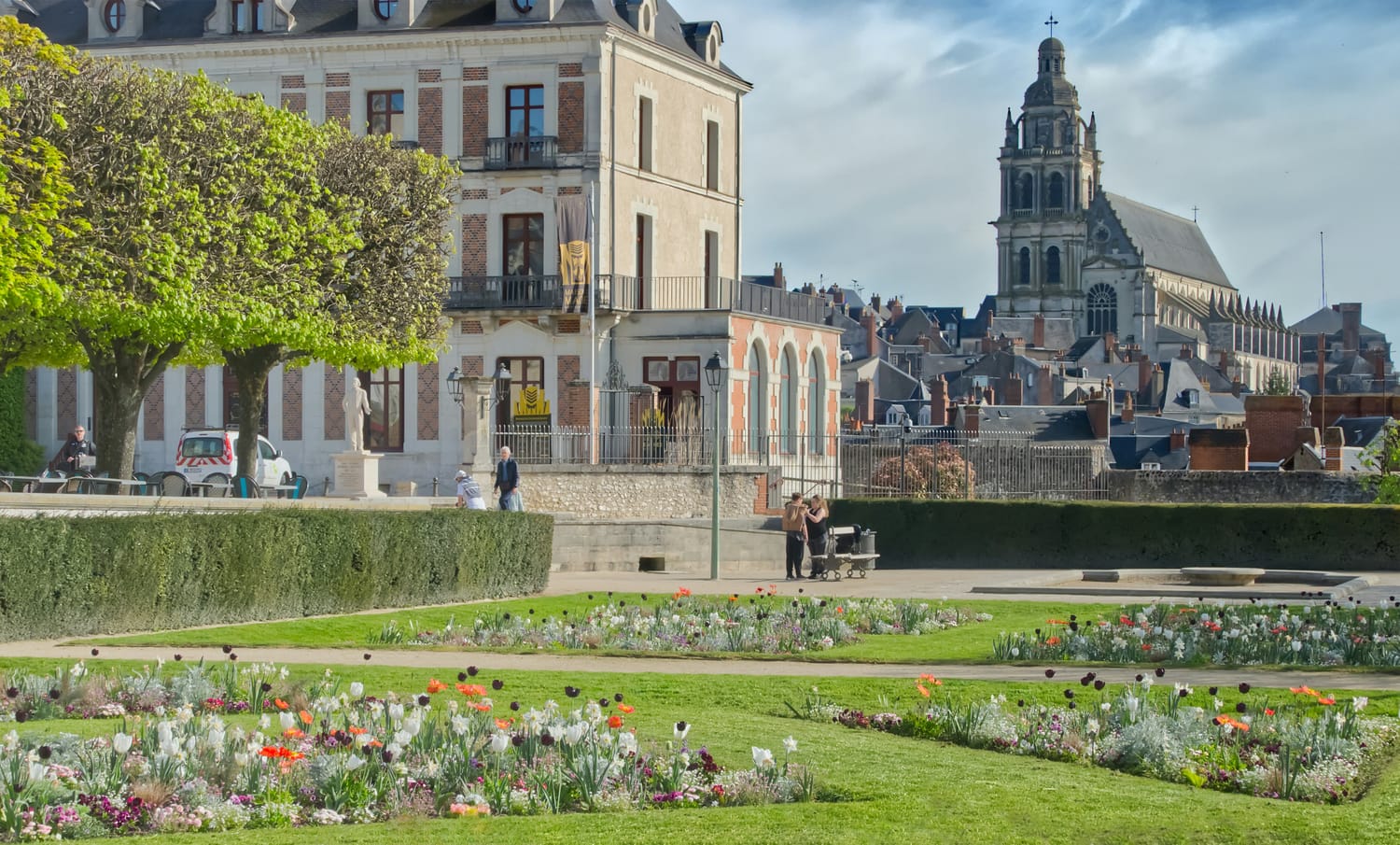 Blois et le Loire — prestataire digital pour artisans du Loir-et-Cher