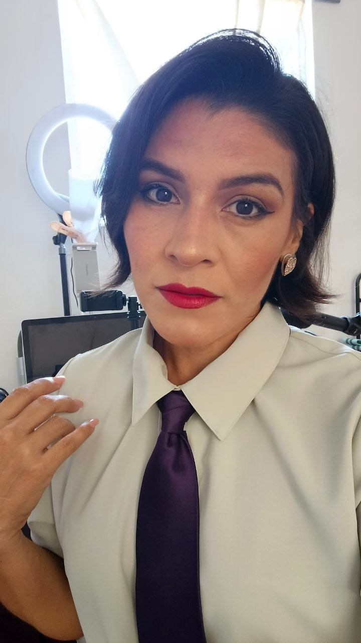 Nubia Escobar — marketer sin disfraz