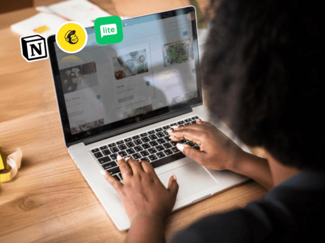 "Écran d’ordinateur montrant un outil d'organisation digital, avec trois icônes d'outils connus"