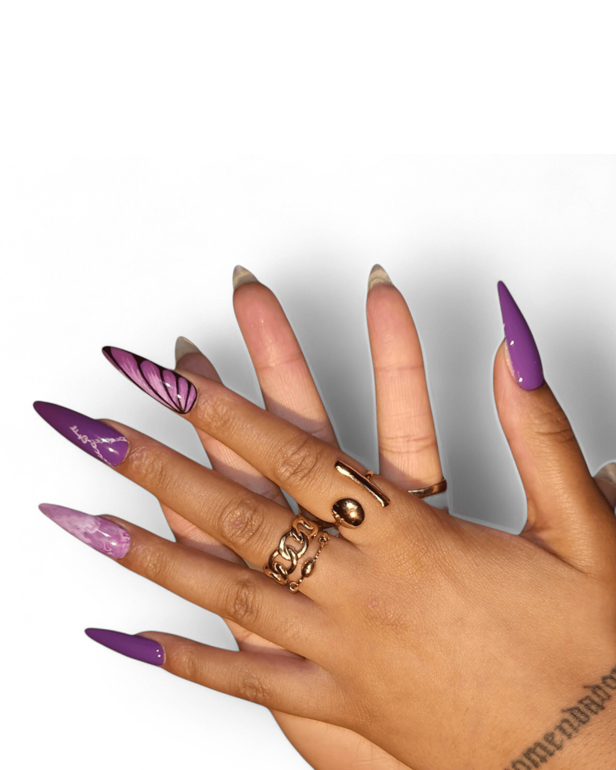 whisper-press-on-nails-artistiques-haut-de-gamme