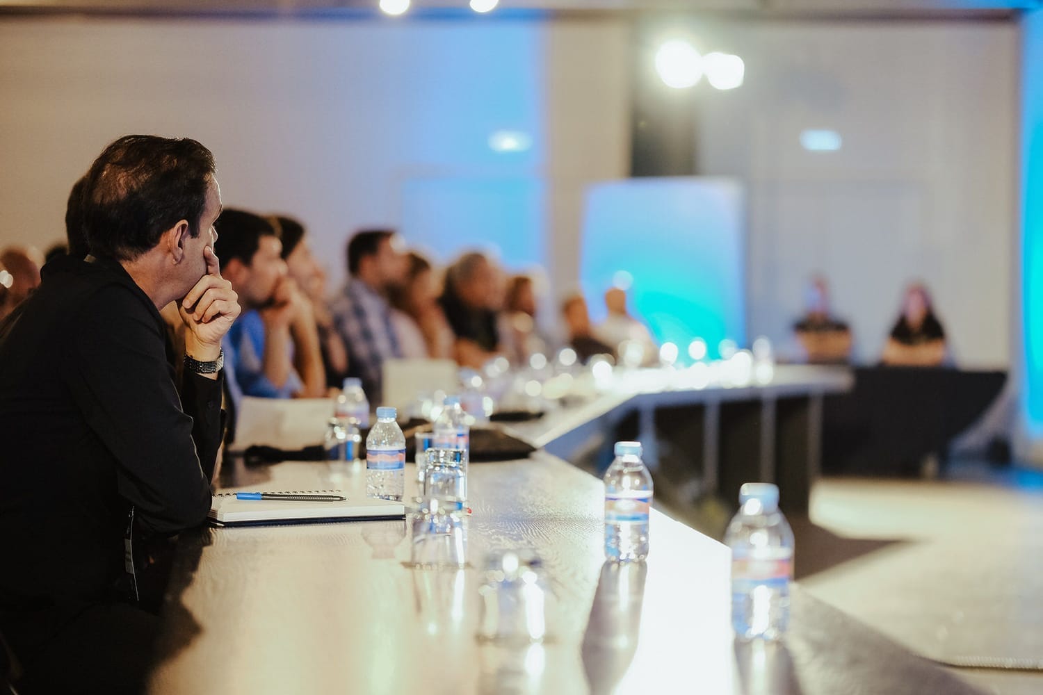 Alunos premium atentos à palestra