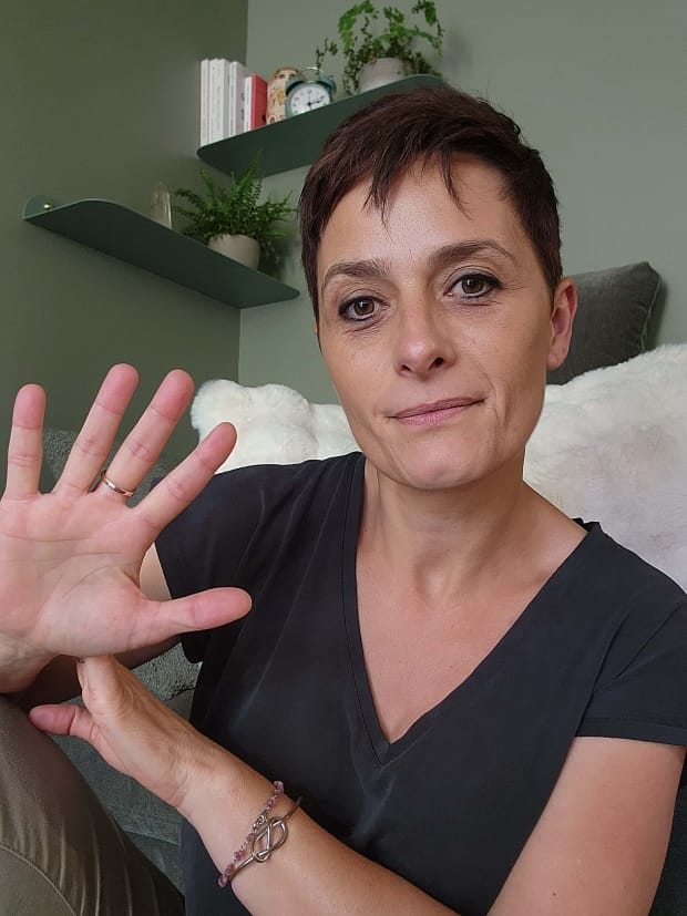 Aurélie Mrowicki, mamange, spécialisée dans l'accompagnement du deuil parental